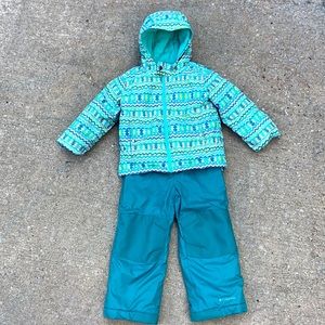 Columbia Winter Snow Set